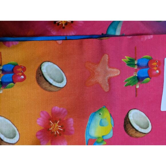 L LARGE 11 13 No Boundaries Colorful Capri Leggings Coconut Beach Shells Dolphin - Picture 3 of 5